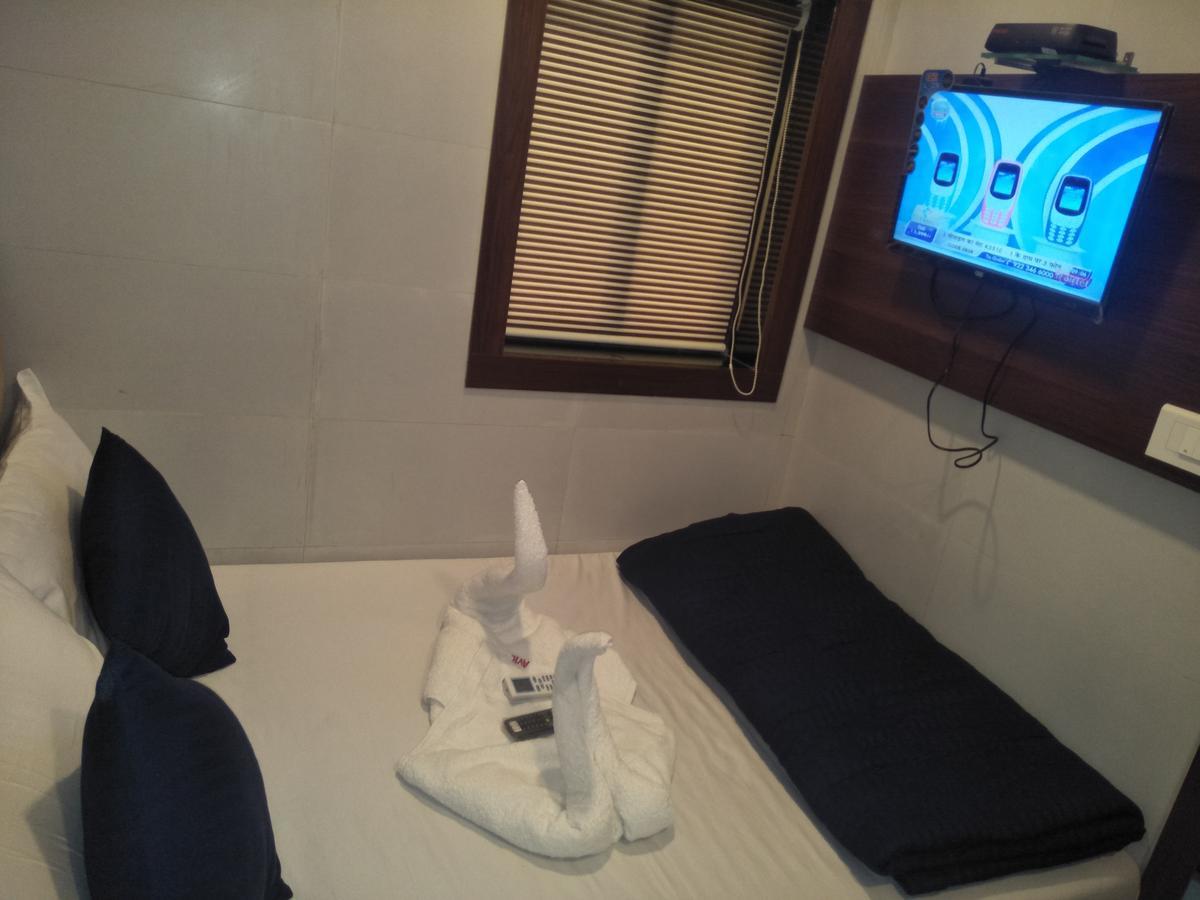 Hotel Avenue Residency Mumbai Exterior photo