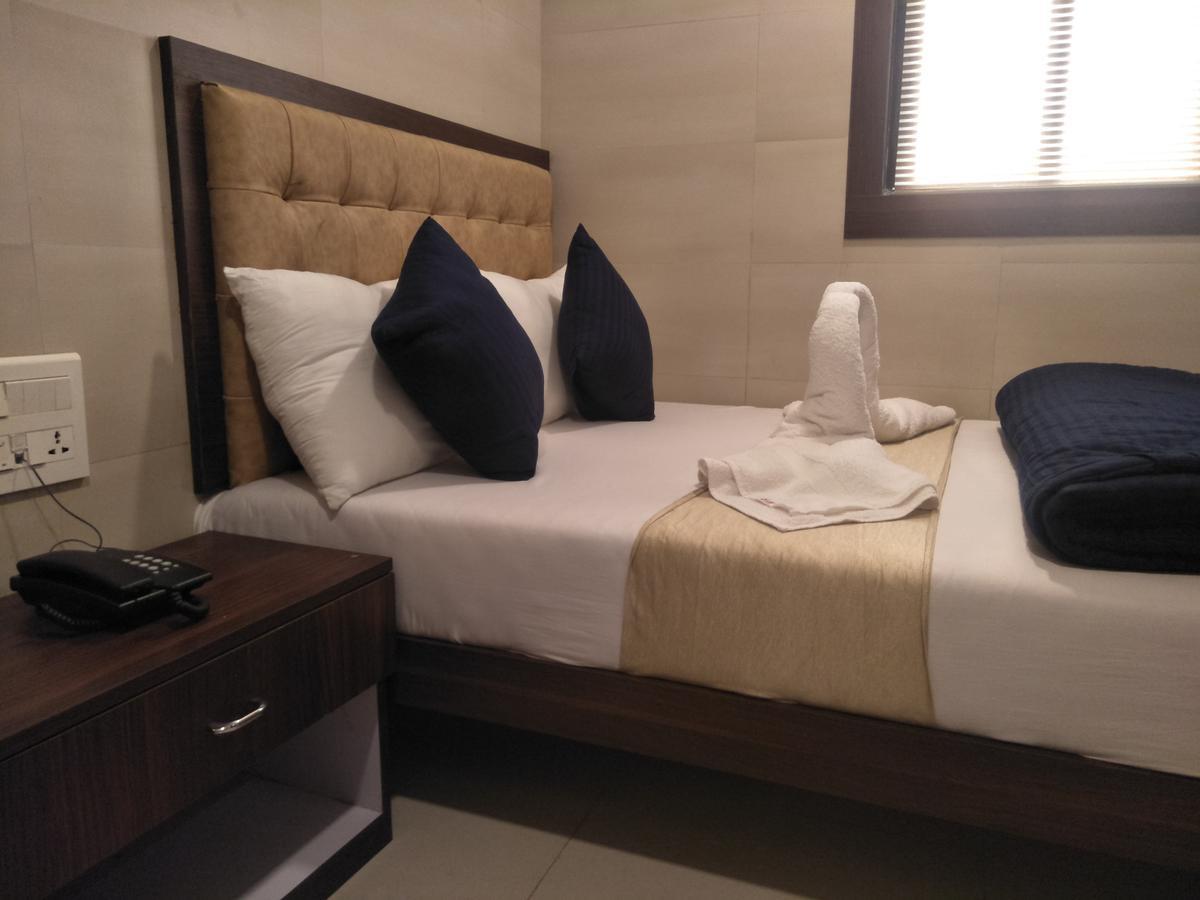 Hotel Avenue Residency Mumbai Exterior photo